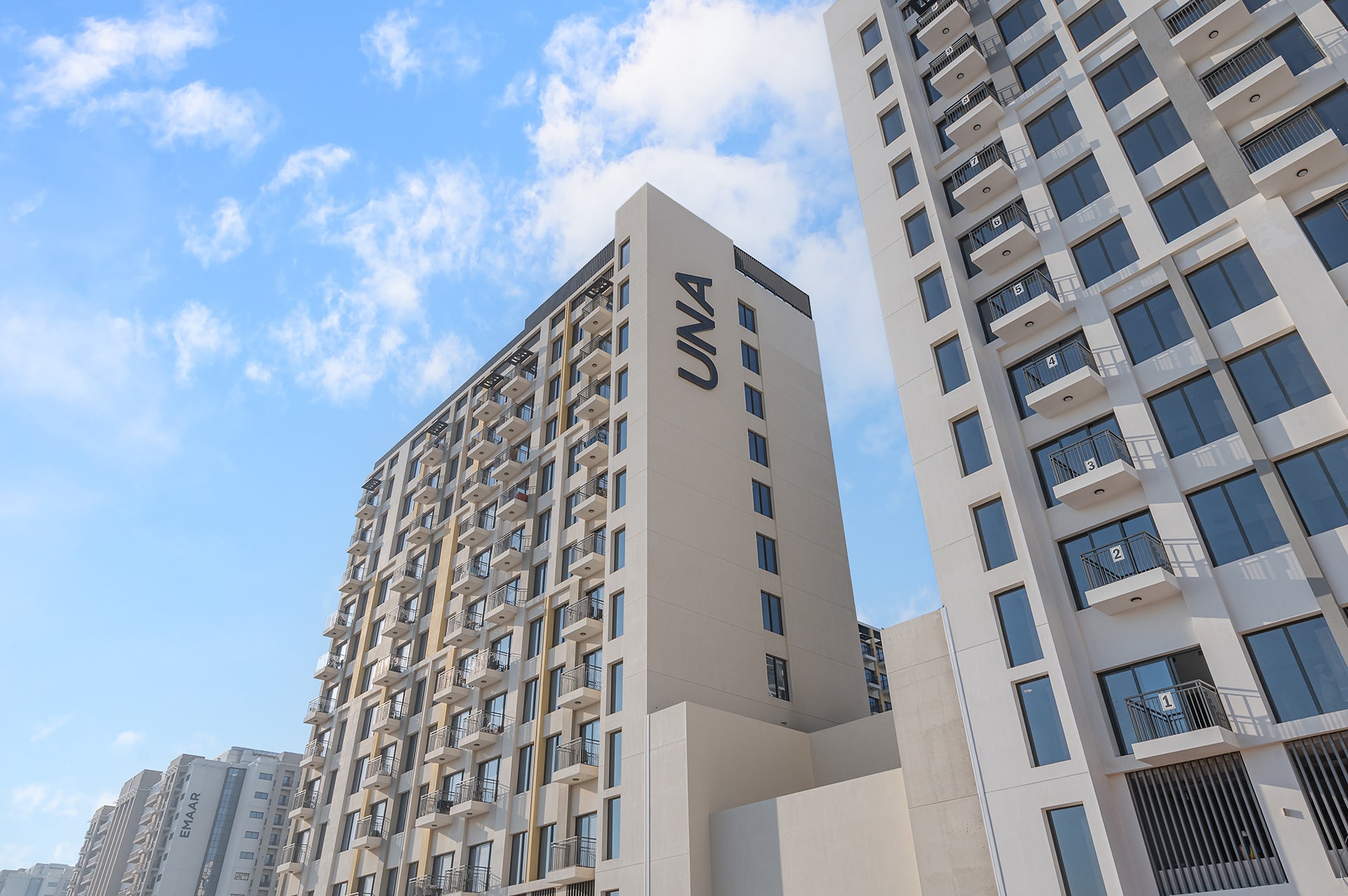 UNA Apartments